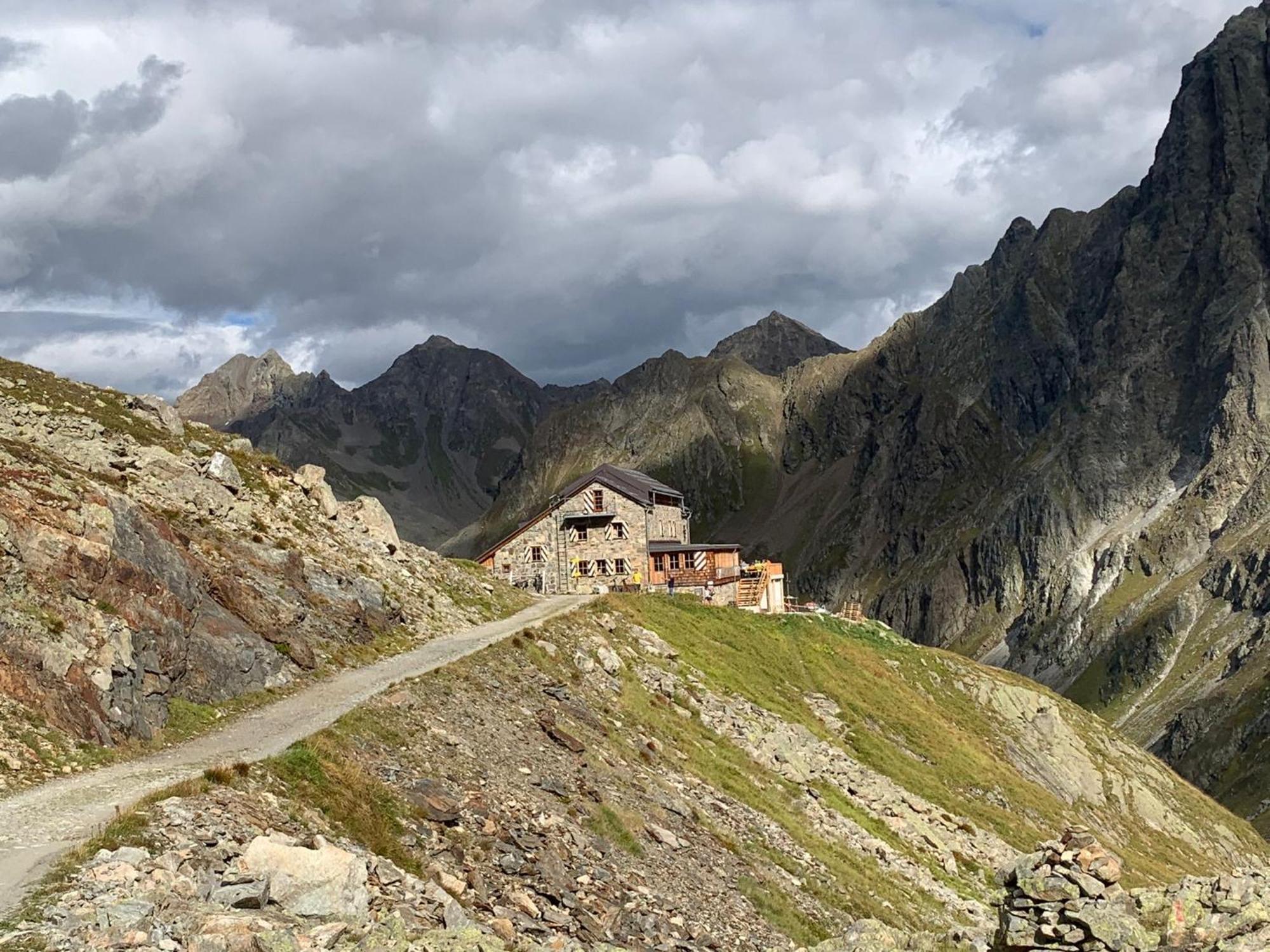 Haus Richard Falch - Inklusive Kostenloser Premium-Sommerkarte St. Anton am Arlberg Zewnętrze zdjęcie