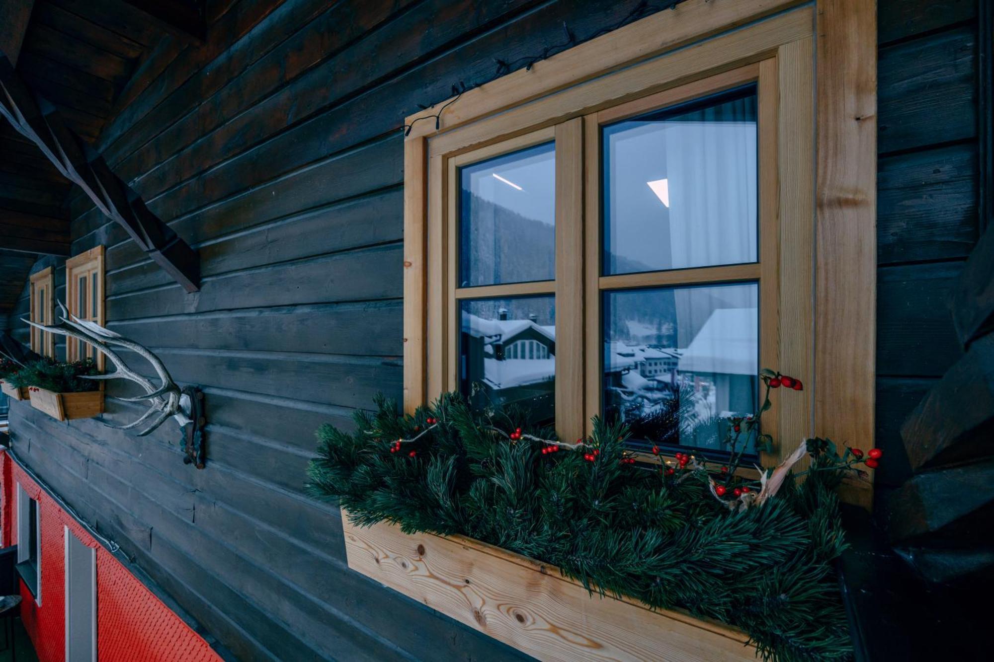 Haus Richard Falch - Inklusive Kostenloser Premium-Sommerkarte St. Anton am Arlberg Zewnętrze zdjęcie