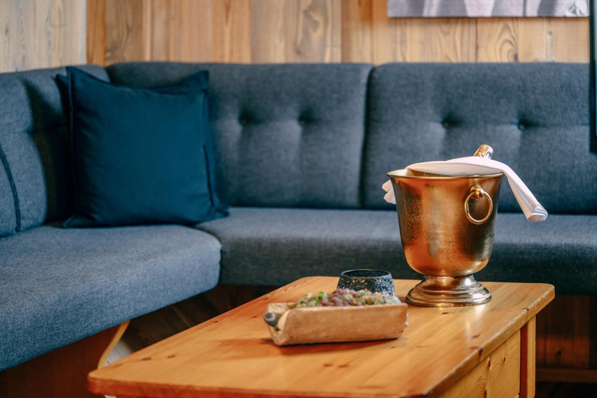 Haus Richard Falch - Inklusive Kostenloser Premium-Sommerkarte St. Anton am Arlberg Zewnętrze zdjęcie