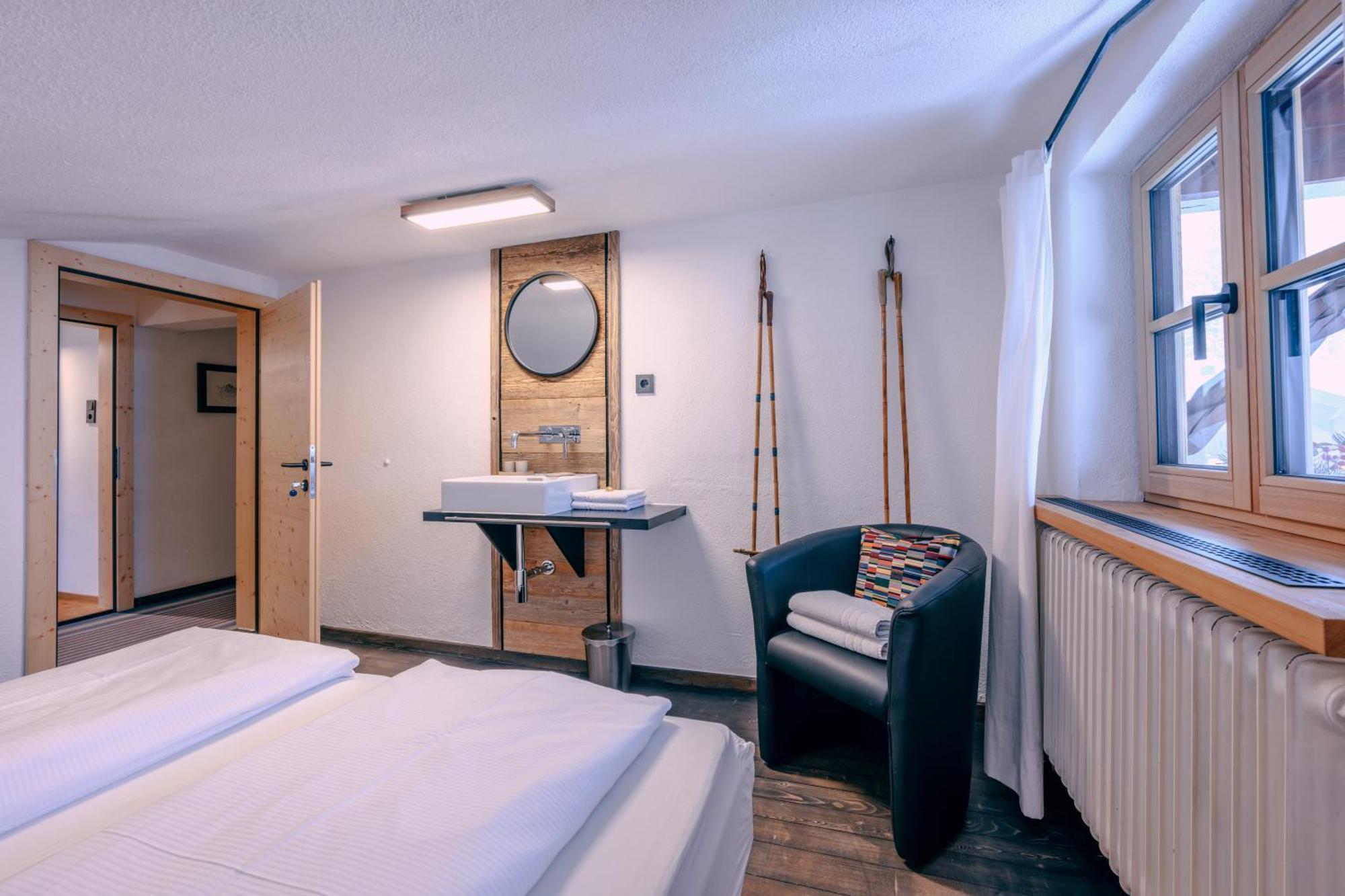Haus Richard Falch - Inklusive Kostenloser Premium-Sommerkarte St. Anton am Arlberg Zewnętrze zdjęcie