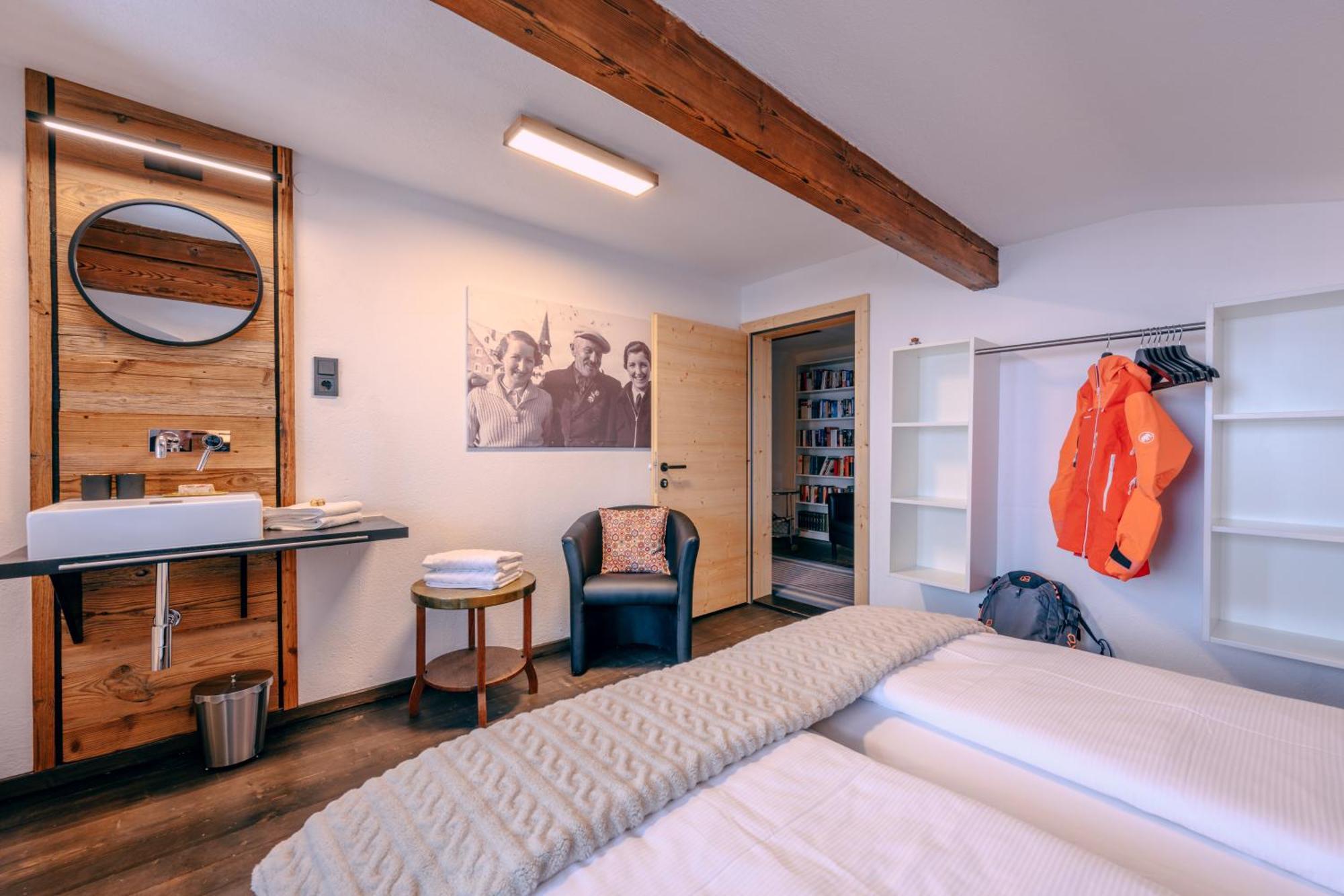 Haus Richard Falch - Inklusive Kostenloser Premium-Sommerkarte St. Anton am Arlberg Zewnętrze zdjęcie